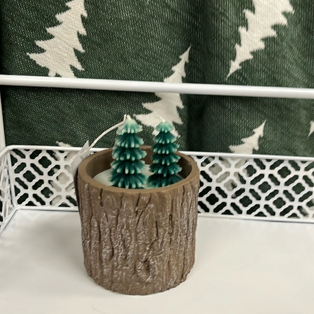 MARTHA STEWART SPARKLING FROST SCENTED CANDLE